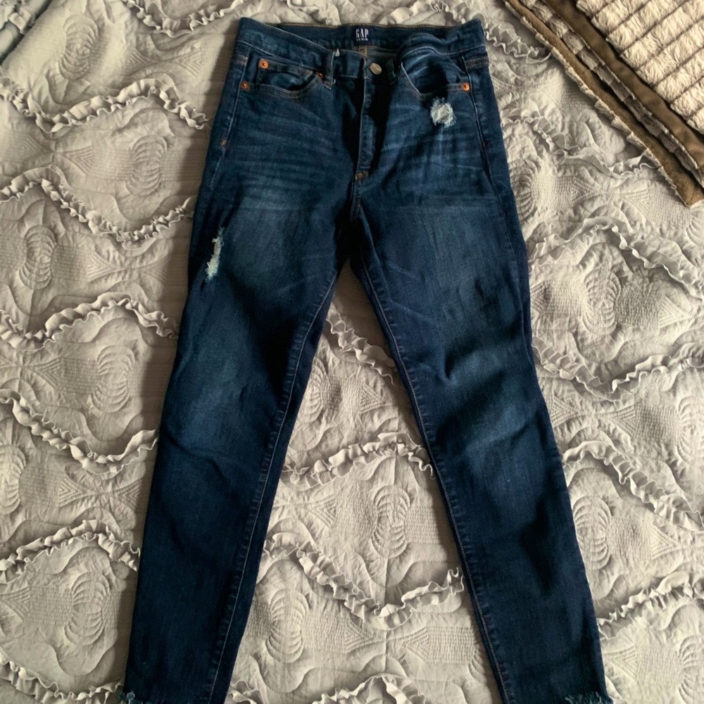 Gap high rise 1969 distressed stretch crop jeans